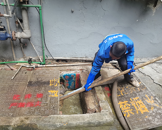东坑镇清掏化粪池